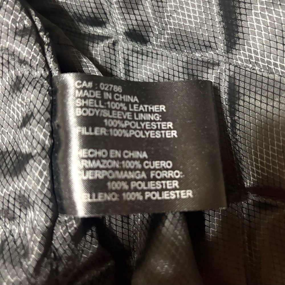 Men's Black Leather Jacket - Picture 11 of 16